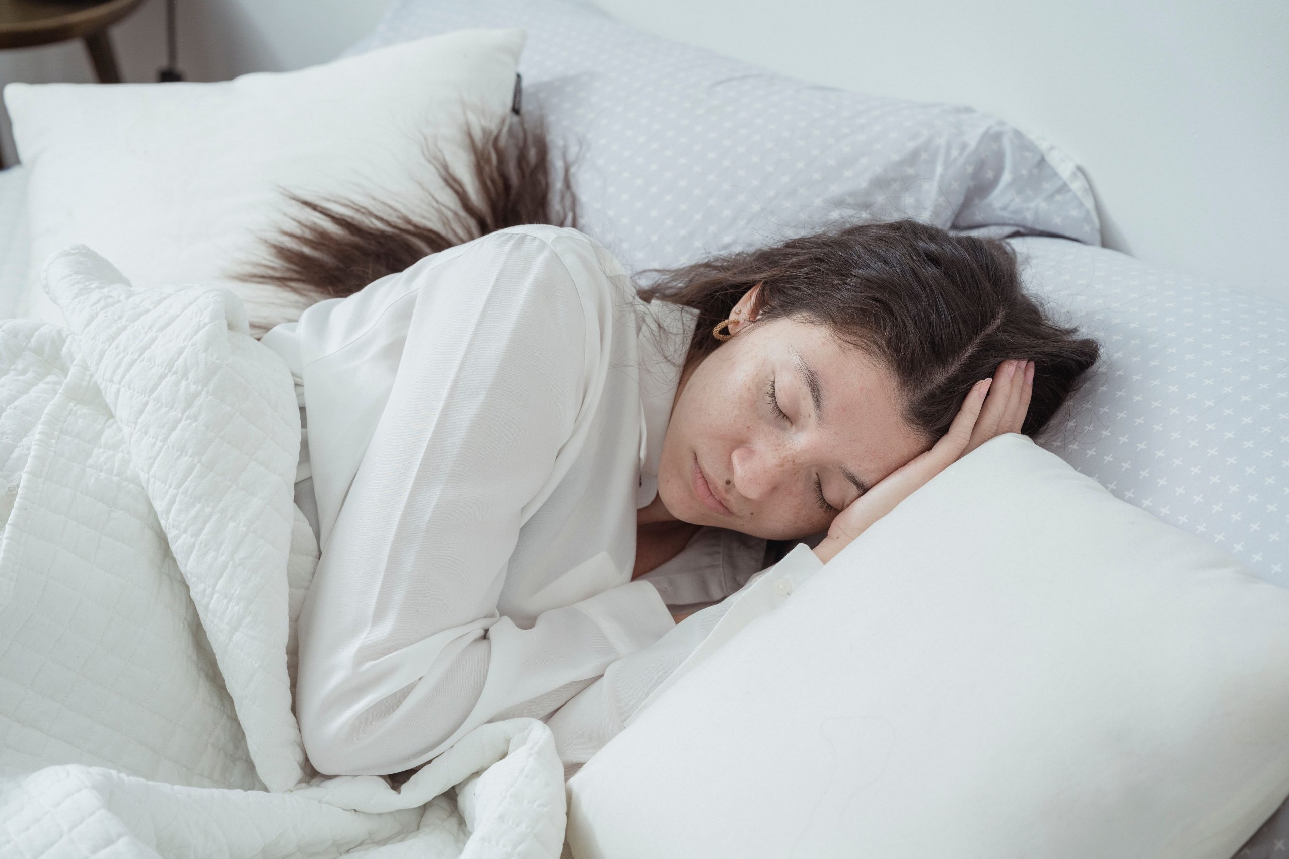 Migraine et Sommeil pexels miriam alonso 7623552